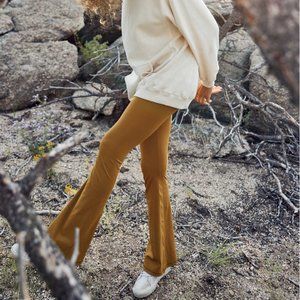 OFFLINE Real Me High Waisted Crossover Flare Legging